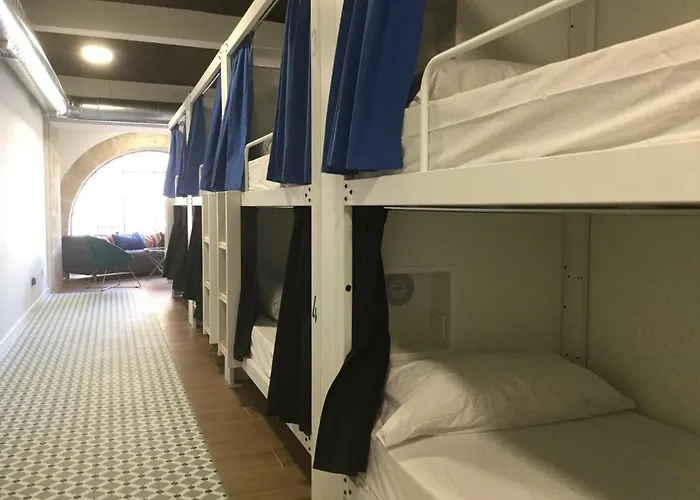 Πανσιόν R4hostel